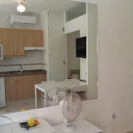 M.t.lni18 Apartamento En Segunda Linea De Playa Apartmán *